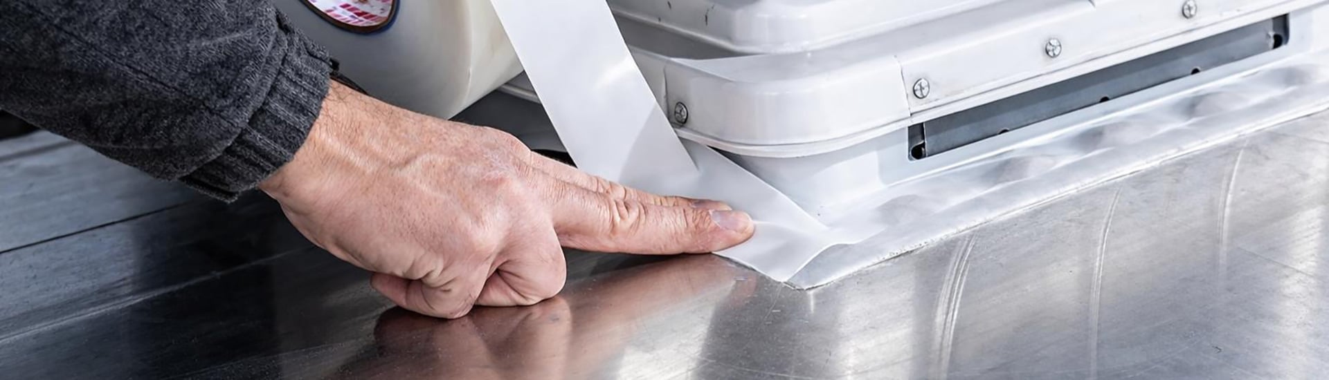 Jak wybrać odpowiedni model taśmy uszczelniającej